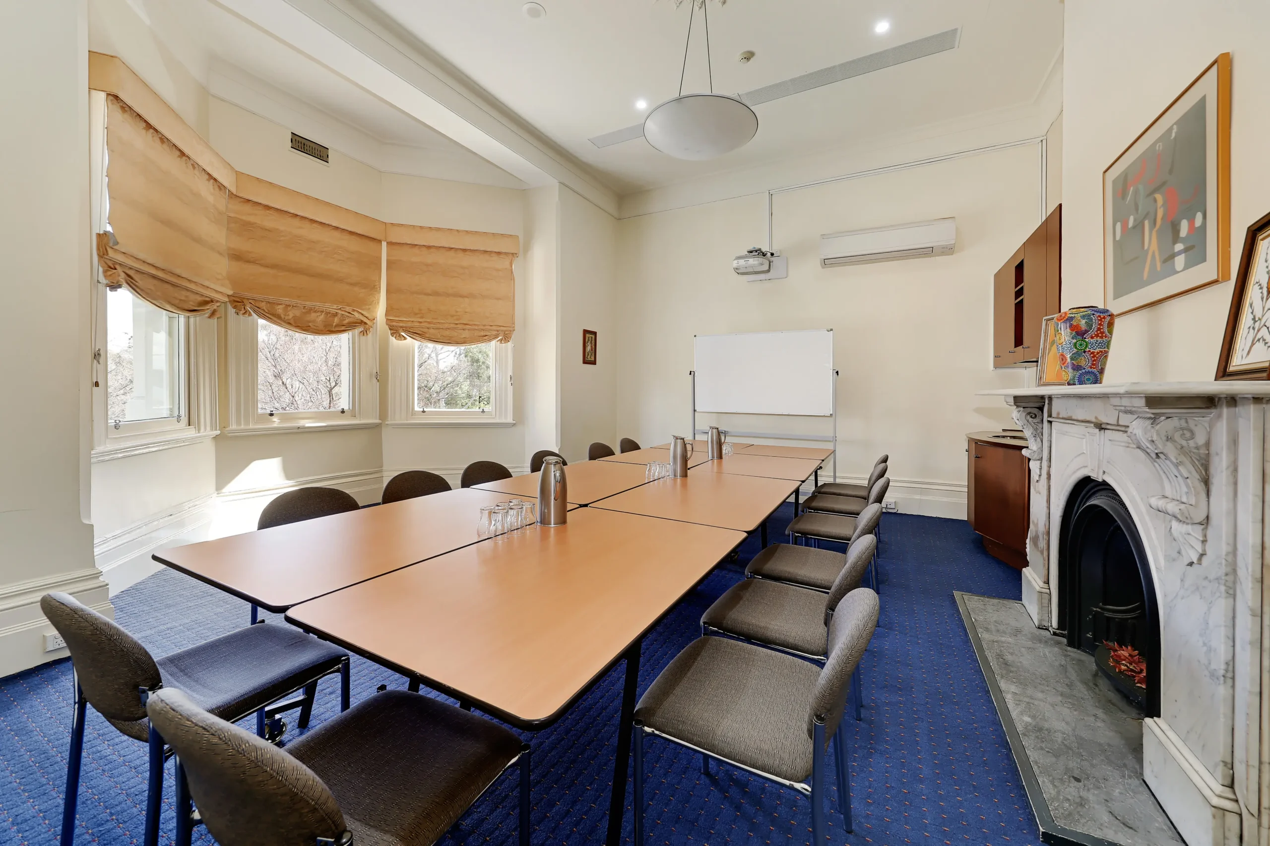 Naughtin Function Room Image - h